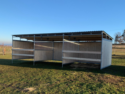 Wooden horse shed 3 x 6 m