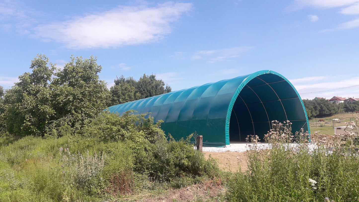 Oblouková hala 9,45 x 10 m