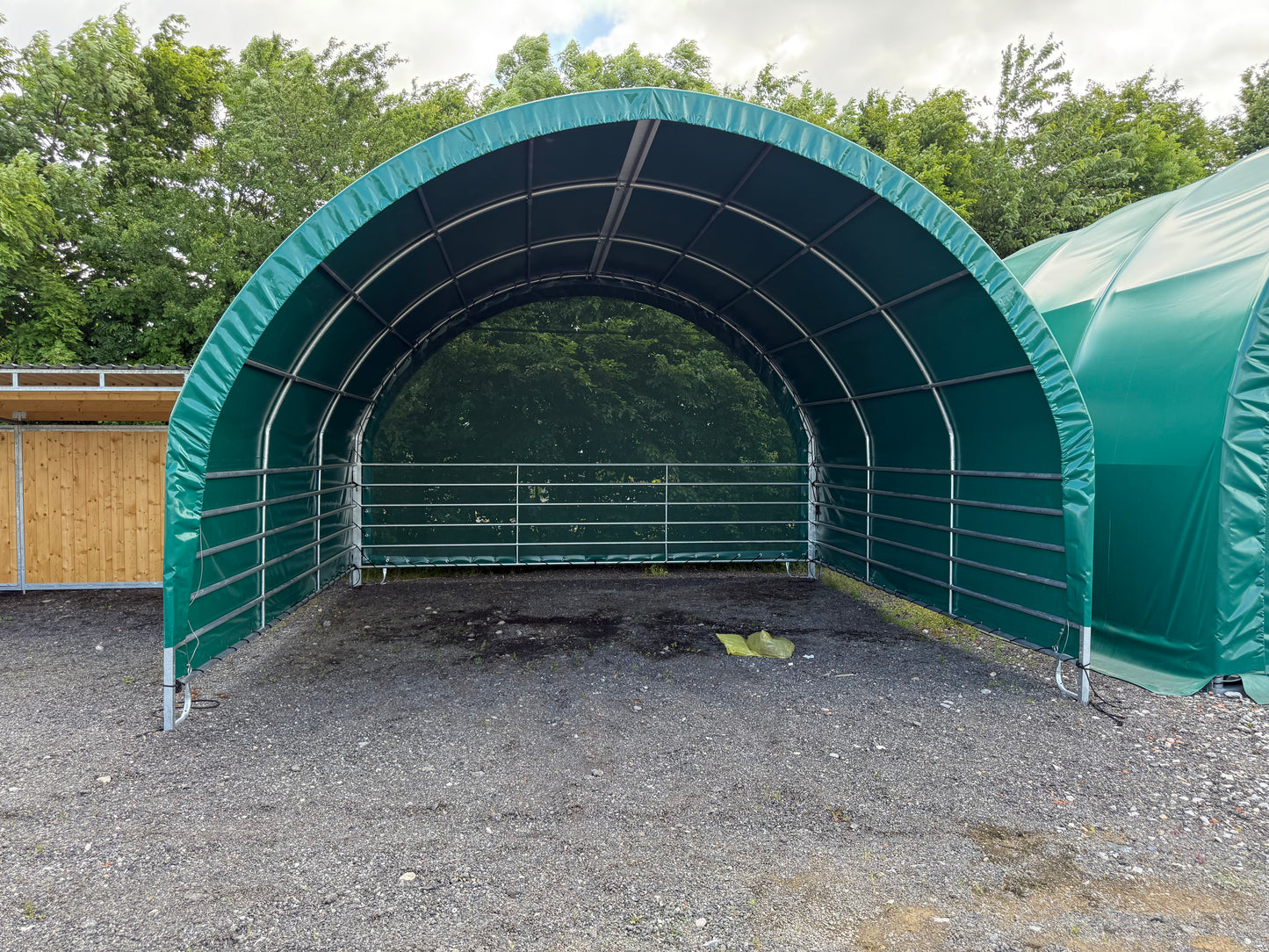 Planenunterstand für Pferde und Rinder 6 x 6 m