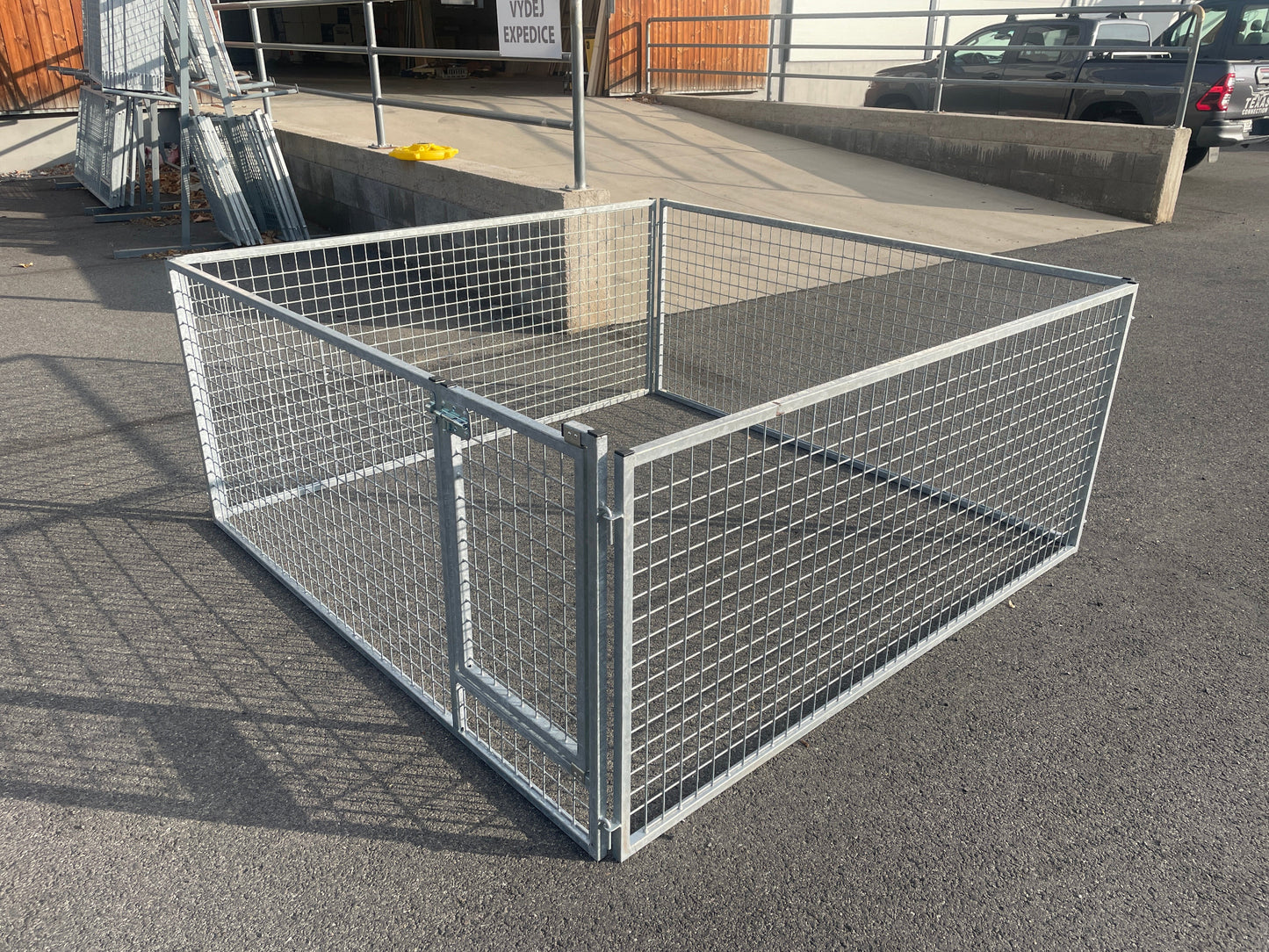 Ohrádka pro štěňata - díly - Texas Connection